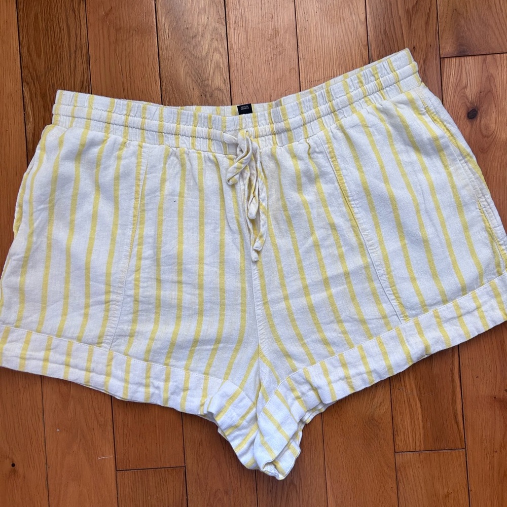 Universal Thread High Waist Yellow and White Striped Shorts